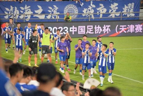 在线播放人成午夜免费视频