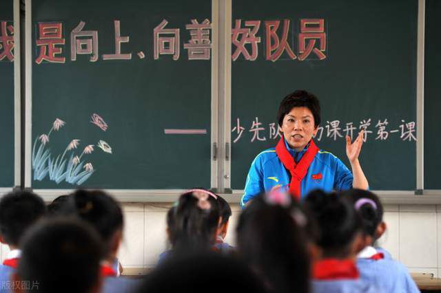 老师今晚让你弄个够一视频